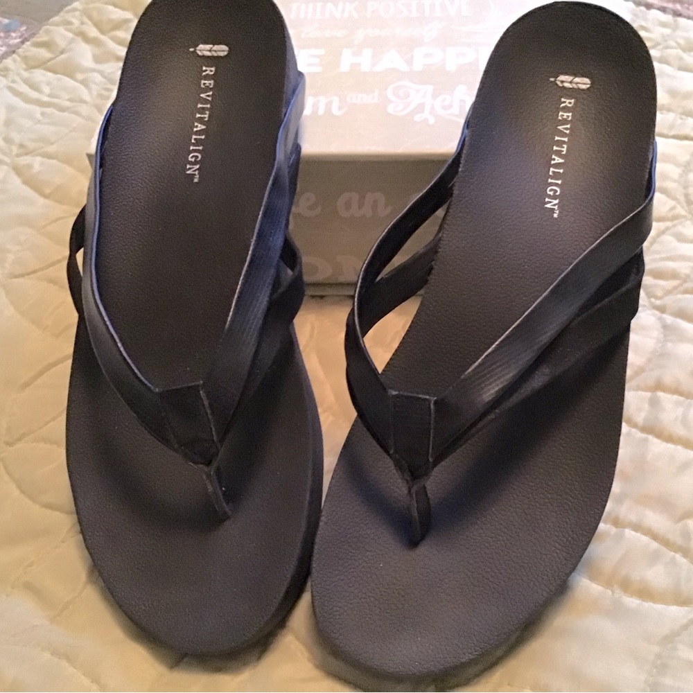 Cute & comfortable flip flops